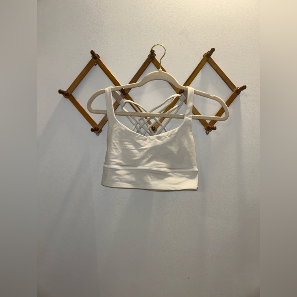 Lululemon Free to Be Bra Wild